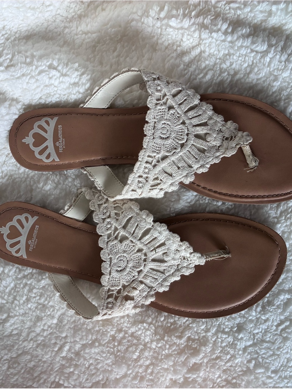Crochet Thong Sandals in Cream- Women